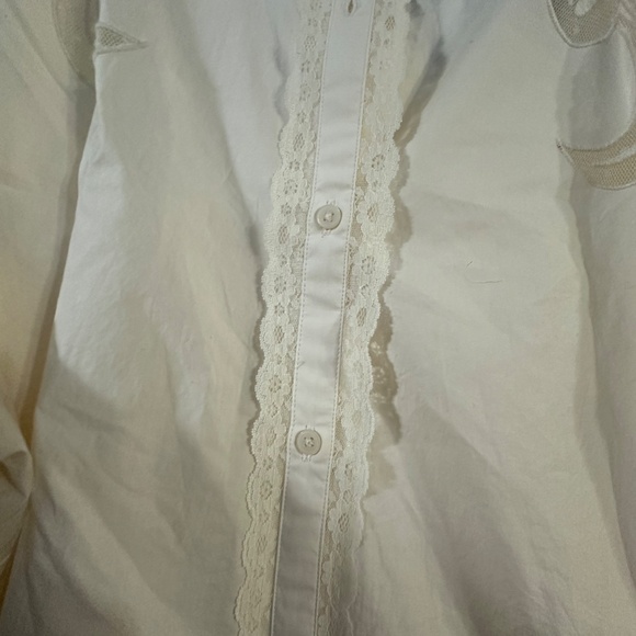 Old Navy x Anna Sui Button-Down Applique Top - Picture 11 of 16